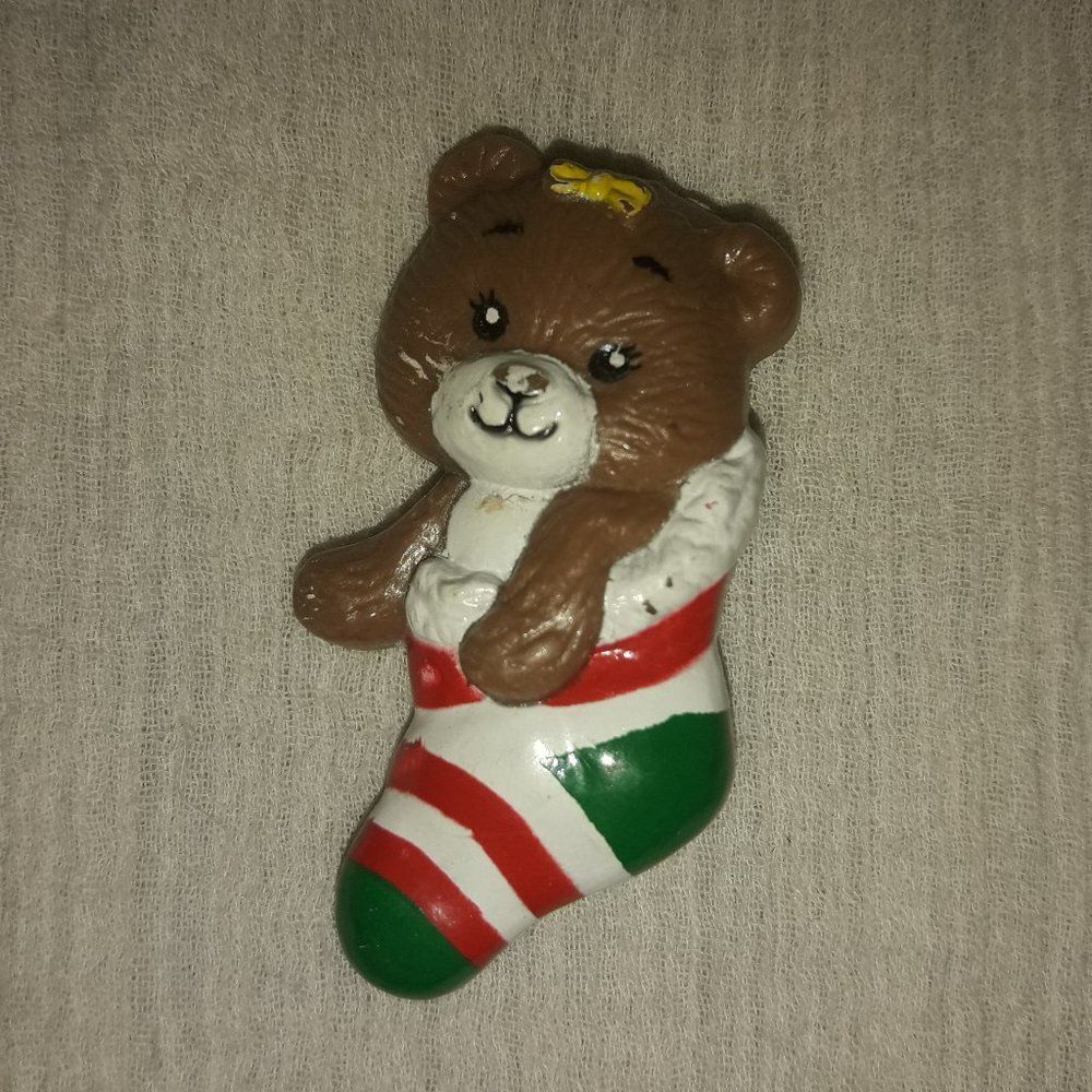Vtg RUSS Bear in Stocking Pin/Brooch 1980s Xmas